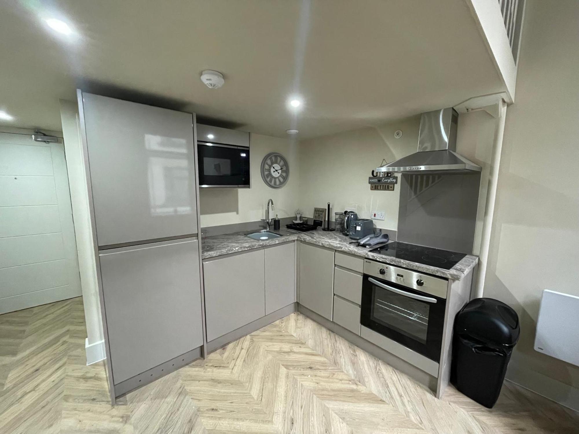 Luxury Mezzanine Apartment In Central Leeds Central Station Bagian luar foto
