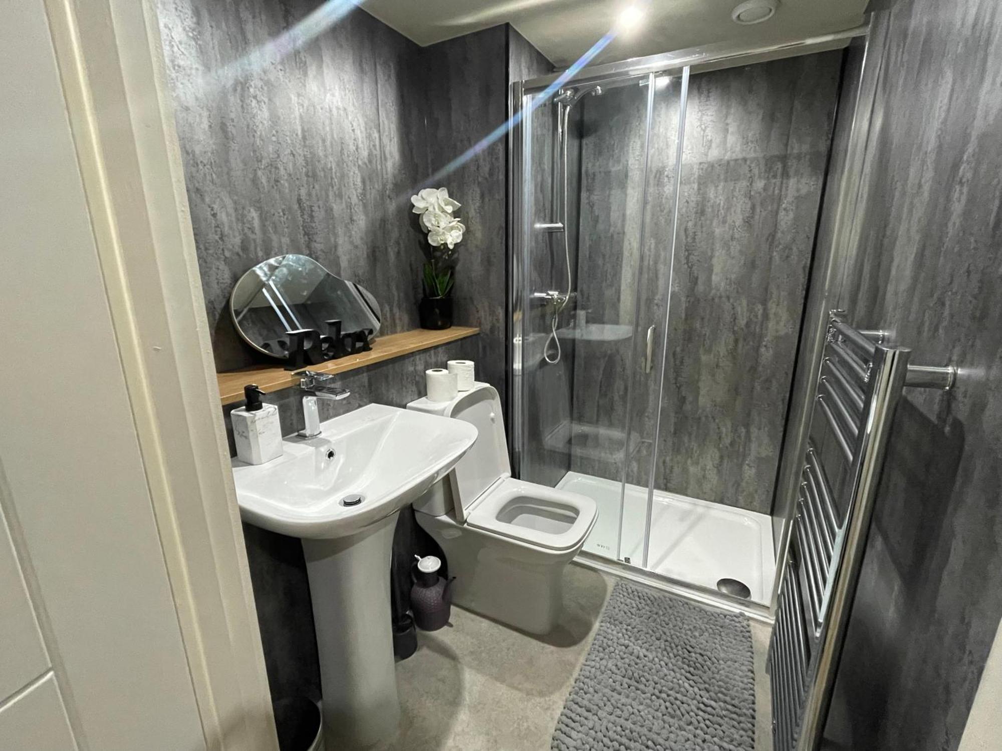 Luxury Mezzanine Apartment In Central Leeds Central Station Bagian luar foto