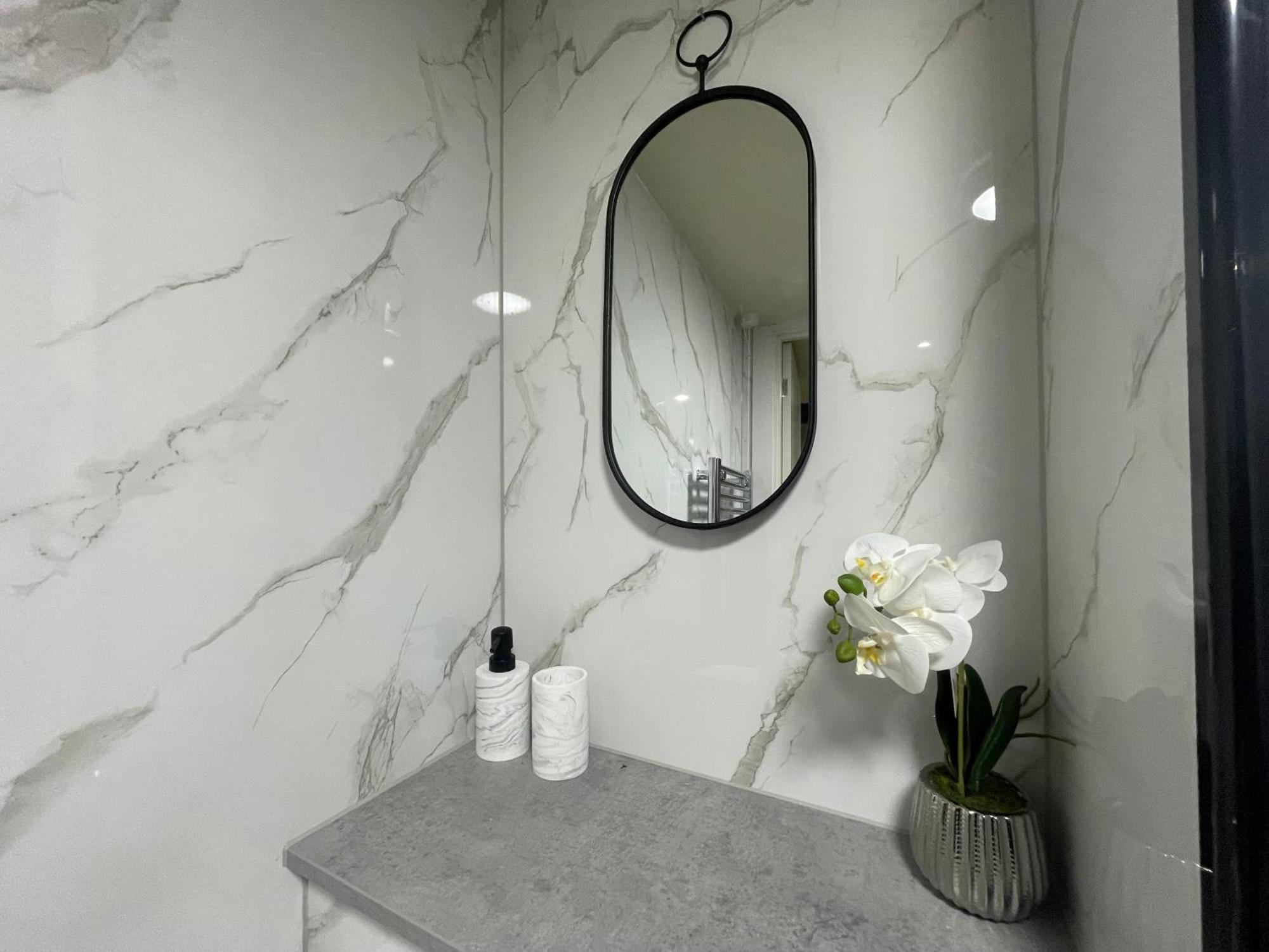 Luxury Mezzanine Apartment In Central Leeds Central Station Bagian luar foto