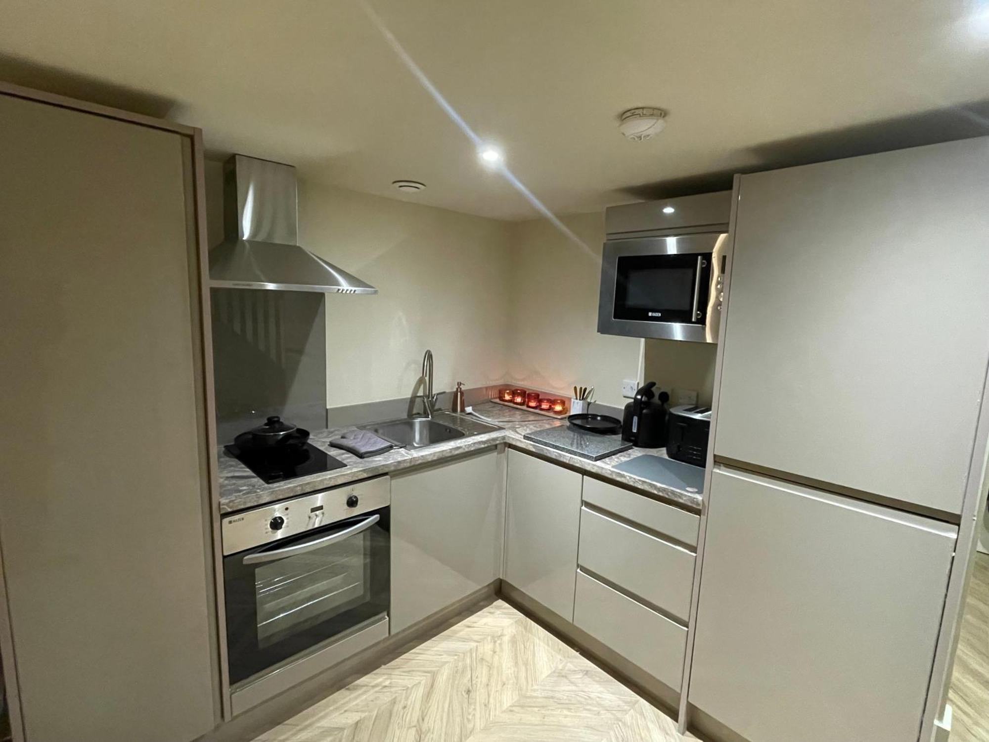 Luxury Mezzanine Apartment In Central Leeds Central Station Bagian luar foto