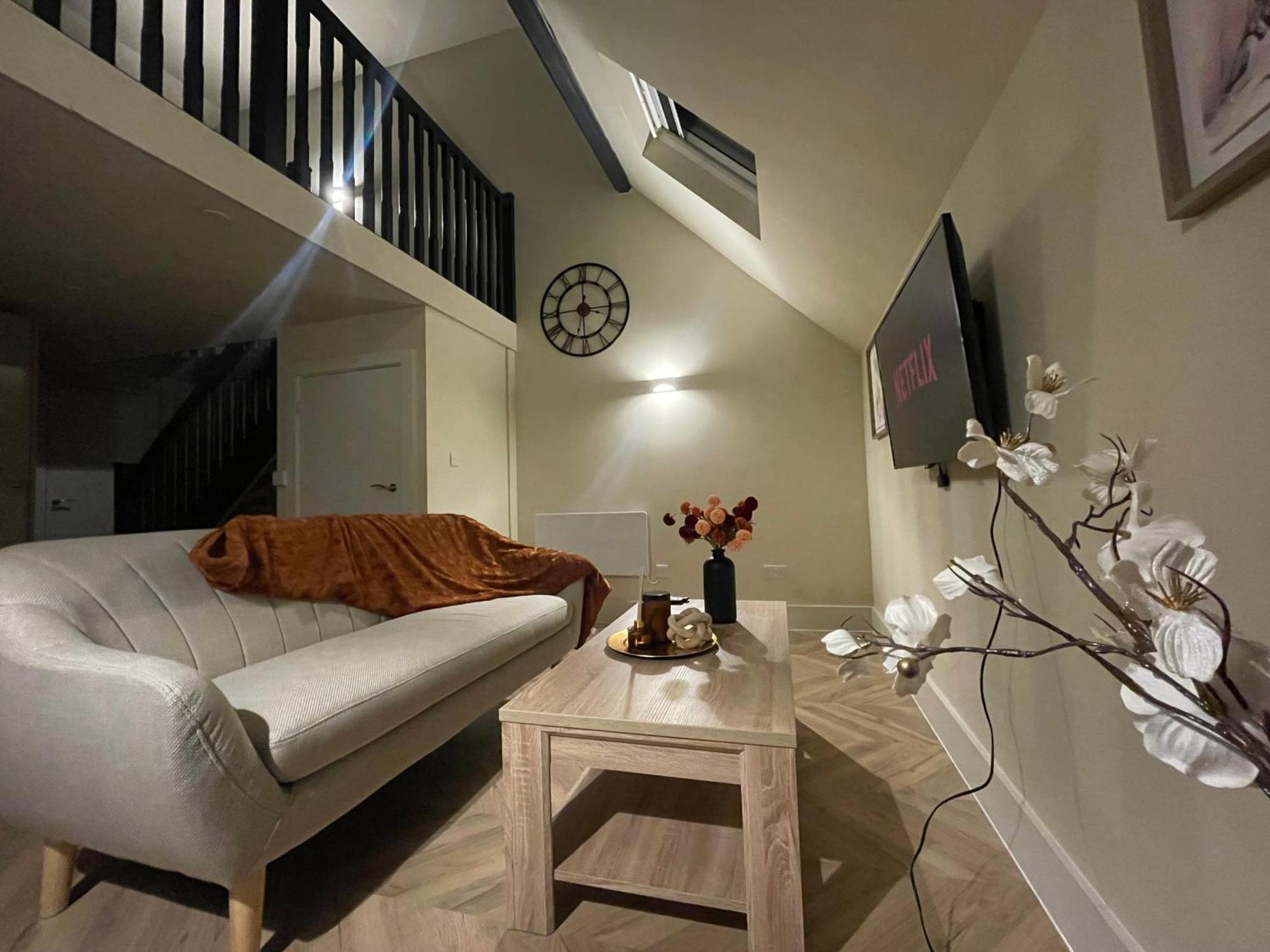 Luxury Mezzanine Apartment In Central Leeds Central Station Bagian luar foto